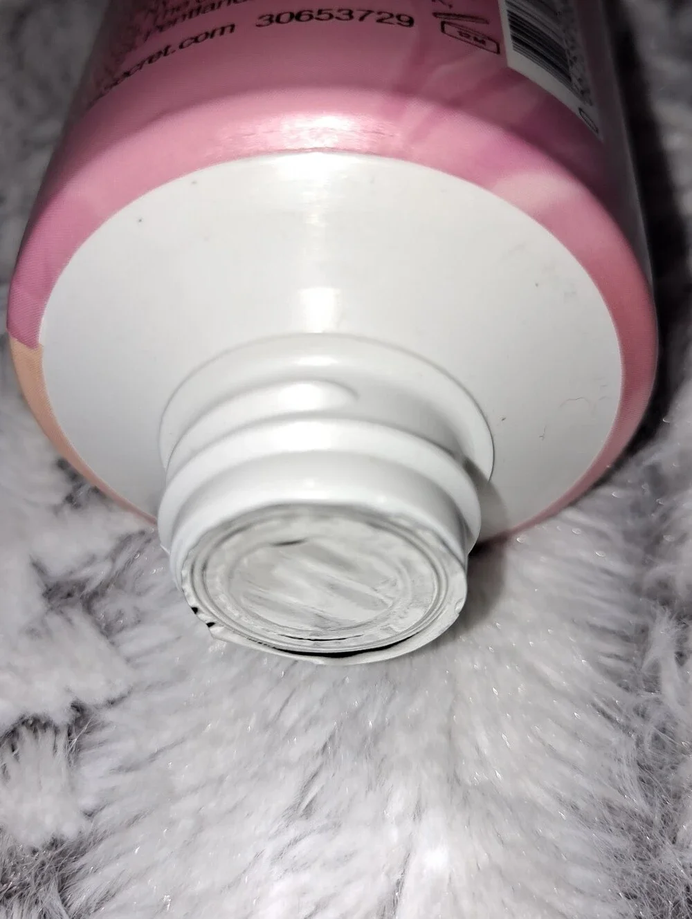 Victoria's Secret Velvet Petals SOL lotion New